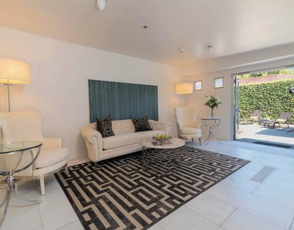 $500 / 1br - Free Cable, WiFi, Sparkling Coffee, Parking - FLAT WEEK LONG RATE! (Del Paso Blvd in Sacramento)63919496760066124