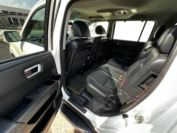 2015 HONDA PILOT TOURING TÍTULO LIMPIO SIN ACCIDENTES - $10,500 (Houston)63617101894787124