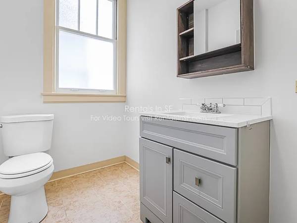 $1,495 / 2br - === Apartamento renovado de 2 dormitorios en el último piso / 1 baño – NOPA / Anza Vista === (San Francisco)63667905581187124
