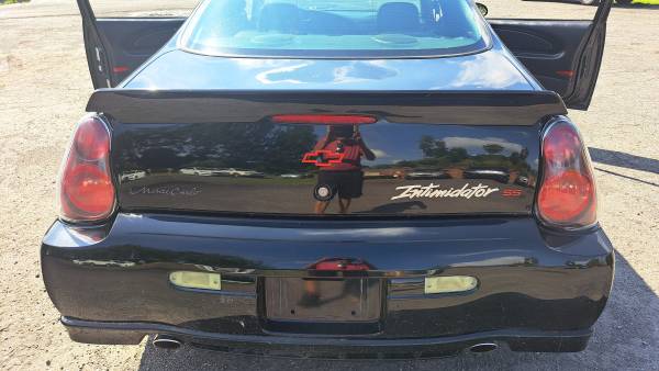 2004 Monte Carlo edición Dale Earnhardt - $4,600 (Webster, NY)63442678912259122