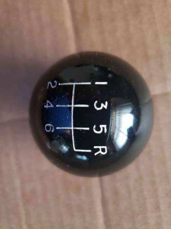 black 6 speed shifter knob 1