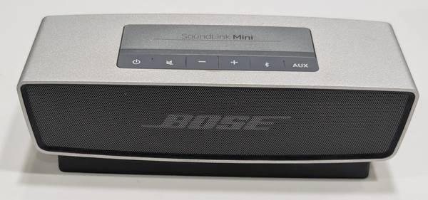 Bose mini SoundLink speaker 1