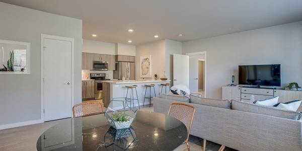 $1,867 / 1br - 700ft2 - Package Receiving, Recycling, On-Site Maintenance (13285 Southwest Hawks Beard Street, Tigard, OR)63867270363009122