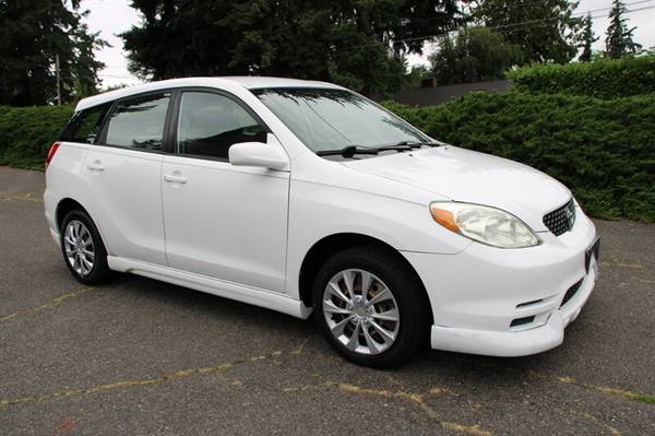2003 Toyota Matrix XR de un solo dueño - $4,995 (Mejores precios en Richs Car Corner)63623043100547121