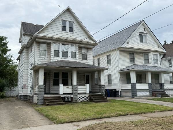 $800 / 2br - 900ft2 - 7016 Lansing & E 71st. 2 Bedroom (Slavic Village Area)63860363425921120