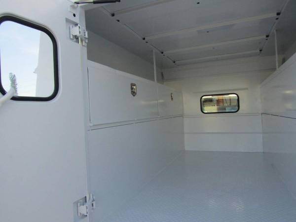 2015 Ford F-550 Super Duty - Photo 12