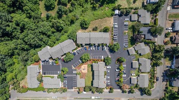 $1,595 / 2br - 991ft2 - Cozy 2 BR Homes with Dishwasher & Washer/Dryer Included (Oregon City)63820824910467123