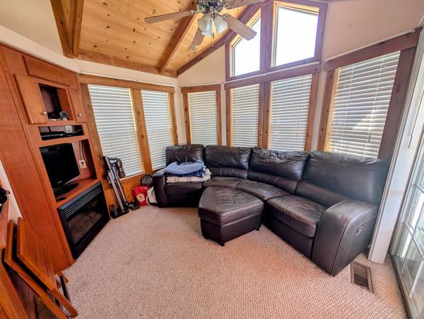 $1,000 / 1br - 499ft2 - Crescent Bar Rental Oct-Mar63418079261059122