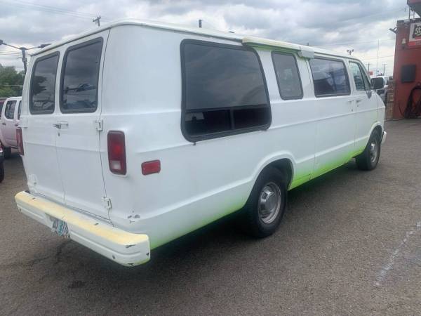 1990 RAM Van B250 - Photo 14