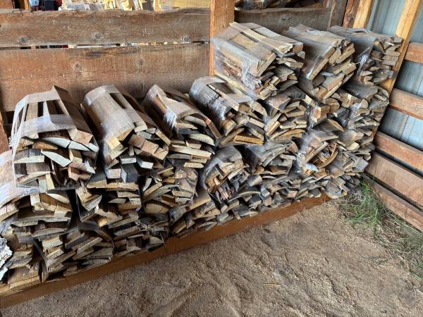Slabwood pine camping firewood bundles 1