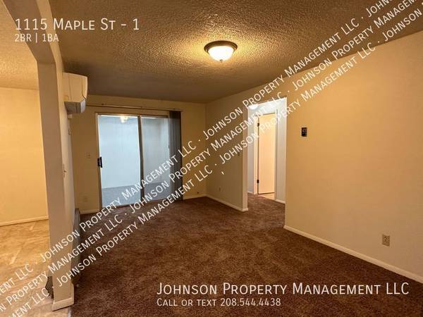 $1,345 / 2br - 900ft2 - Single-Level Nampa Apartment w/Garage & Sunroom (1115 Maple Street #1 - Nampa)63794895811075122