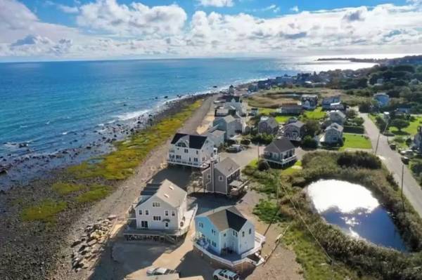 $1 / 5br - Premier Oceanfront house, steps to the beach! (Scituate, MA)63892102275202122