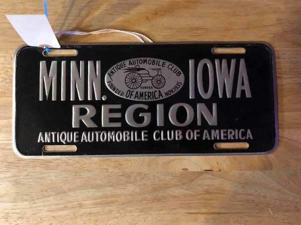 Vintage Minnesota/Iowa Region AACA License Plate 1