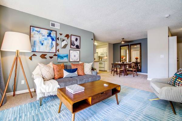 $2,283 / 1br - Courtyard or Mountain Views, Laminate Kitchen Floor, 1B/1B (fremont / union city / newark)63657880123011122
