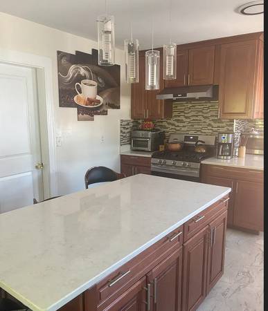 $3,495 / 3br - 1500ft2 - Very next 3BR 2bath with two Jacuzzi tubs for Rent (West Malden)63802024782593121