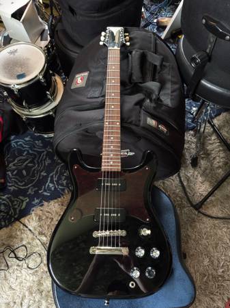 Epiphone Wilshire P-90s Electric Guitar - Ebony 1