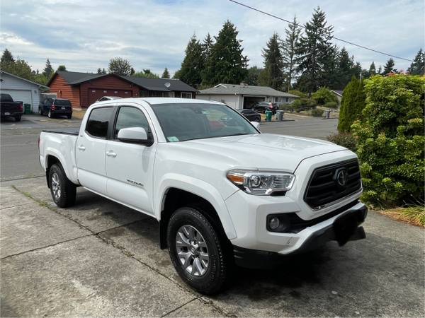 2019 Toyota Tacoma - $30,000 (Renton)63469774520323121