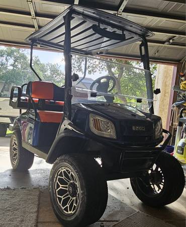 2020 EZ-GO GOLF CAR 1