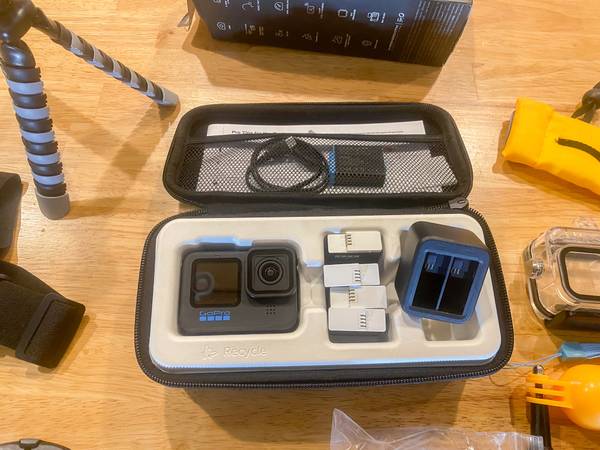GoPro 11 Creator's Bundle 1