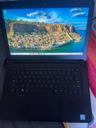 Razer Blade 15 inch  i7 special edition superdrive 500gb , nvidia 1060 6GB, Ram 1