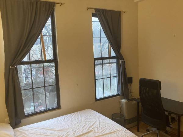 $1,300 / 1hab - 120ft2 - Habitación amplia amueblada disponible SOLO PARA OCTUBRE (Bushwick, Brooklyn)63765507790849120