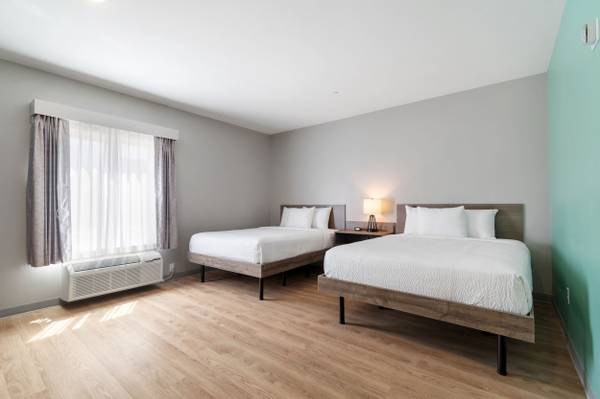 Accessible Front Desk, Katy TX, 1 Bed 1