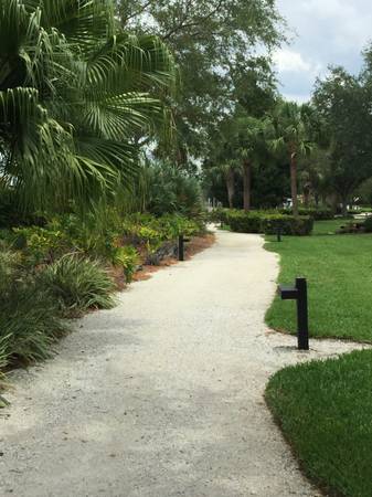 $1,100 / 2br - 1250ft2 - Beautiful property Furnished private room and bathroom (Tampa)64002493177730122