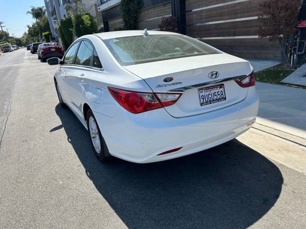 2013 Hyundai Sonata GLS, bajo kilometraje 109k, funciona excelente - $5.999 (Los Ángeles)63470772899969123