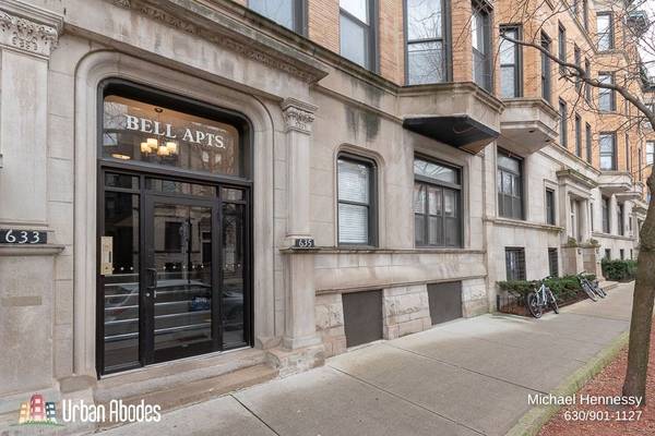 $3,295 / 3br - 1000ft2 - Terrific 3 Bedroom, 1 Bath in Lakeview, Available: Now (Lakeview)63898985689346120