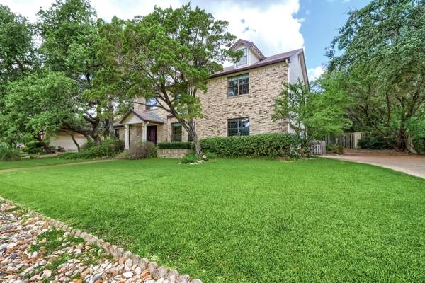 $2,900 / 4br - Beautiful 4 bed/2.5 bath home in Lakeway64046033375362120