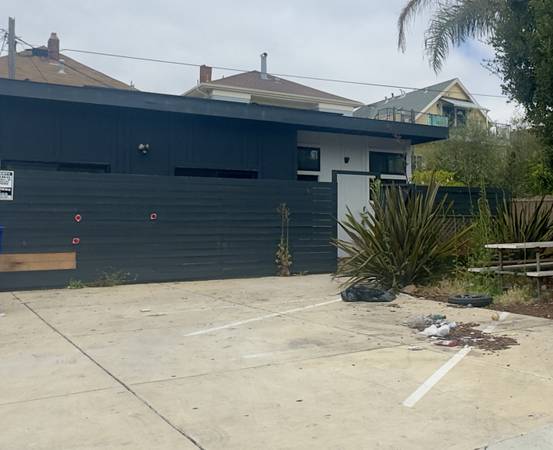$2,995 / 3br - 1000ft2 - W. Oak Flat 3/2 Parking Lavandería En Unidad Mascotas Permitidas Debe Ver! (oakland west)63658029553155122