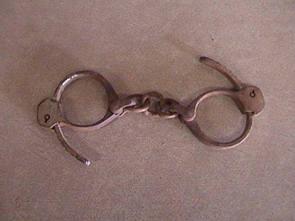 Vintage Tower Detective Handcuffs 1