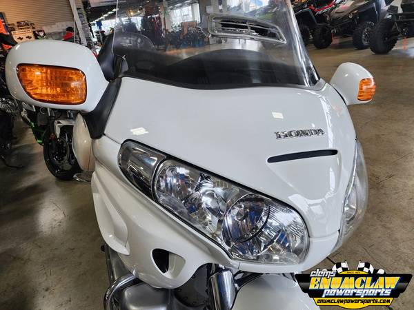 2006 HONDA GOLDWING PREMIUM AUDIO 1800 READY TO ROADTRIP! CLEMS! - $6,999 (CLEMS ENUMCLAW POWERSPORTS)63470979183233122