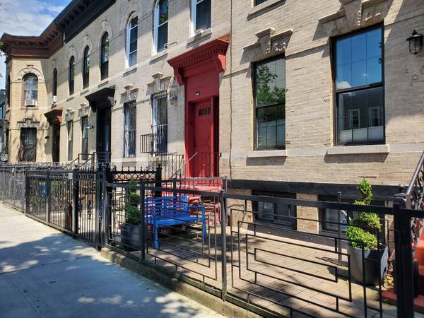 $2,095,000 / 6br - 3300ft2 - Newly renovated 20' wide Brick 2 family (Bushwick, by the L Subway)63689917684227124