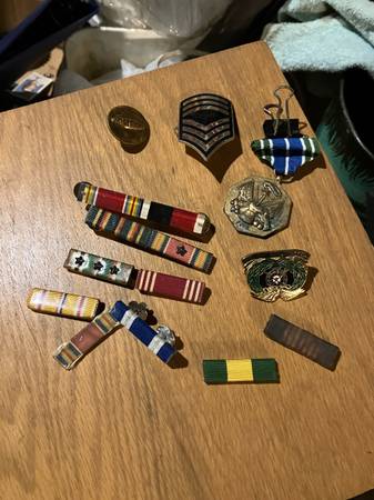Military Buttons Pins Ribbons 1