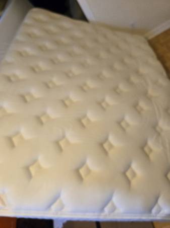 Full size mattress 1