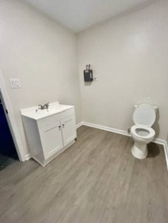 3100 SQFT WAREHOUSE AND OFFICE SPACE-NEWLY RENOVATED 1