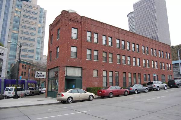 $1,050 / 300ft2 - Studio. Bring your pets! They will love it here! Visit us today! (Seattle)63688607761411121