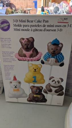 3D mini bear cake pan 1