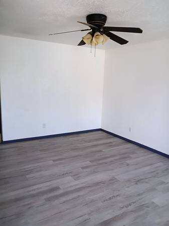 $1,050 / 2br - 850ft2 - Apartment FOR RENT 2 Bdrm 1 Bath Pet Friendly (Las Cruces)63899379569666121