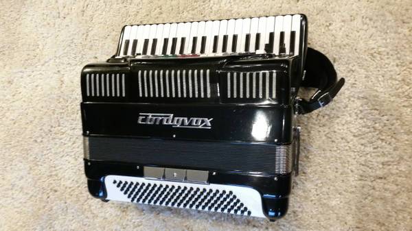 1974 EXCELSIOR/CORDOVOX MOD. CBX/CRD 210 ACCORDION 1
