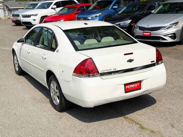 2008 Chevrolet Impala LS Sedan 4D - $4,950 (Edmonds)63470767636867123