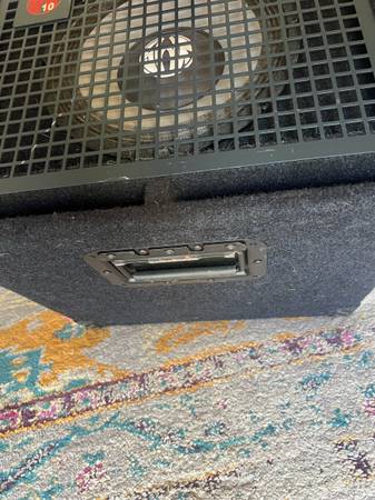 SWR Bass amp  Workongmans ‘10  great small practice amp or for low volume live (Southern California)63621126023811121