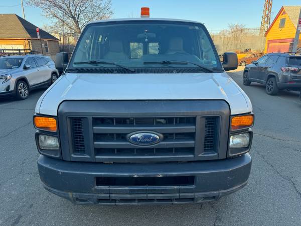2012 Ford E-250 Econoline Cargo Van - $5,600 (Queens)63654710900227120