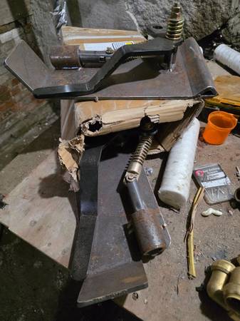 Quick Attach Bucket Conversion 1