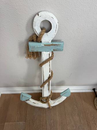 Wooden Anchor For Nautical Room 1