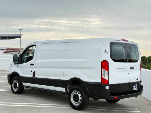 2020 Ford Transit 250 3dr - Photo 7