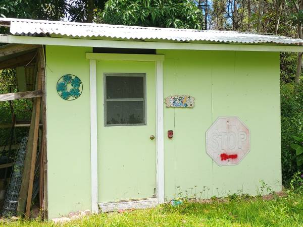 $260,000 / 2br - 988ft2 - LOVELY 2 BEDROOM 1 BATH WITH LARGE SCREENED PATIO (PAHOA)63939393419522124