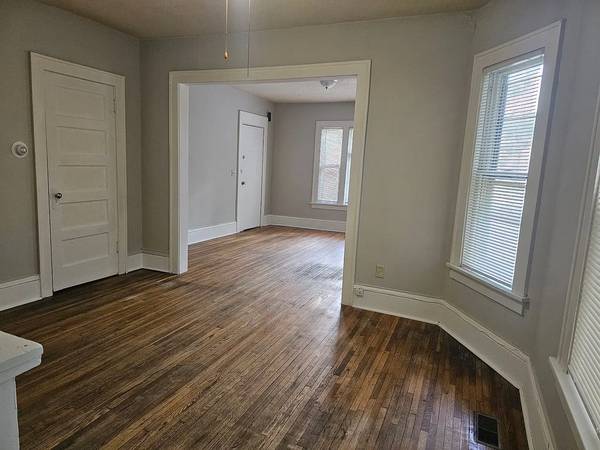 Charming 1BR Apartment in Prime Minneapolis Location 1
