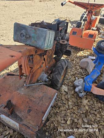 Garden 8hp Briggs and stratton tillers $160 for both 1